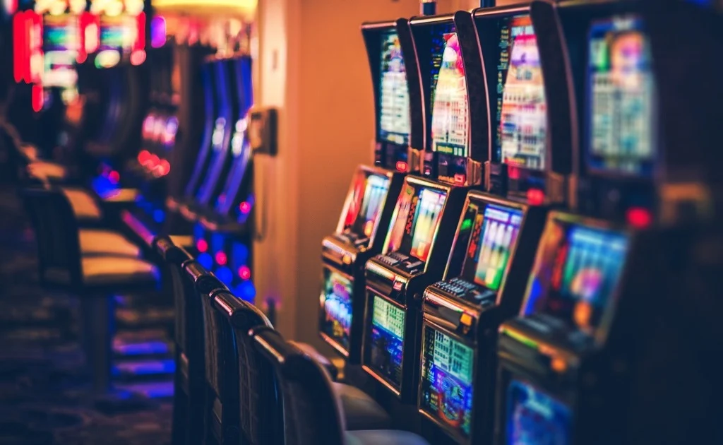 how to win at Fireball slot machine