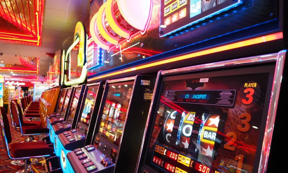how to win at Fireball slot machine